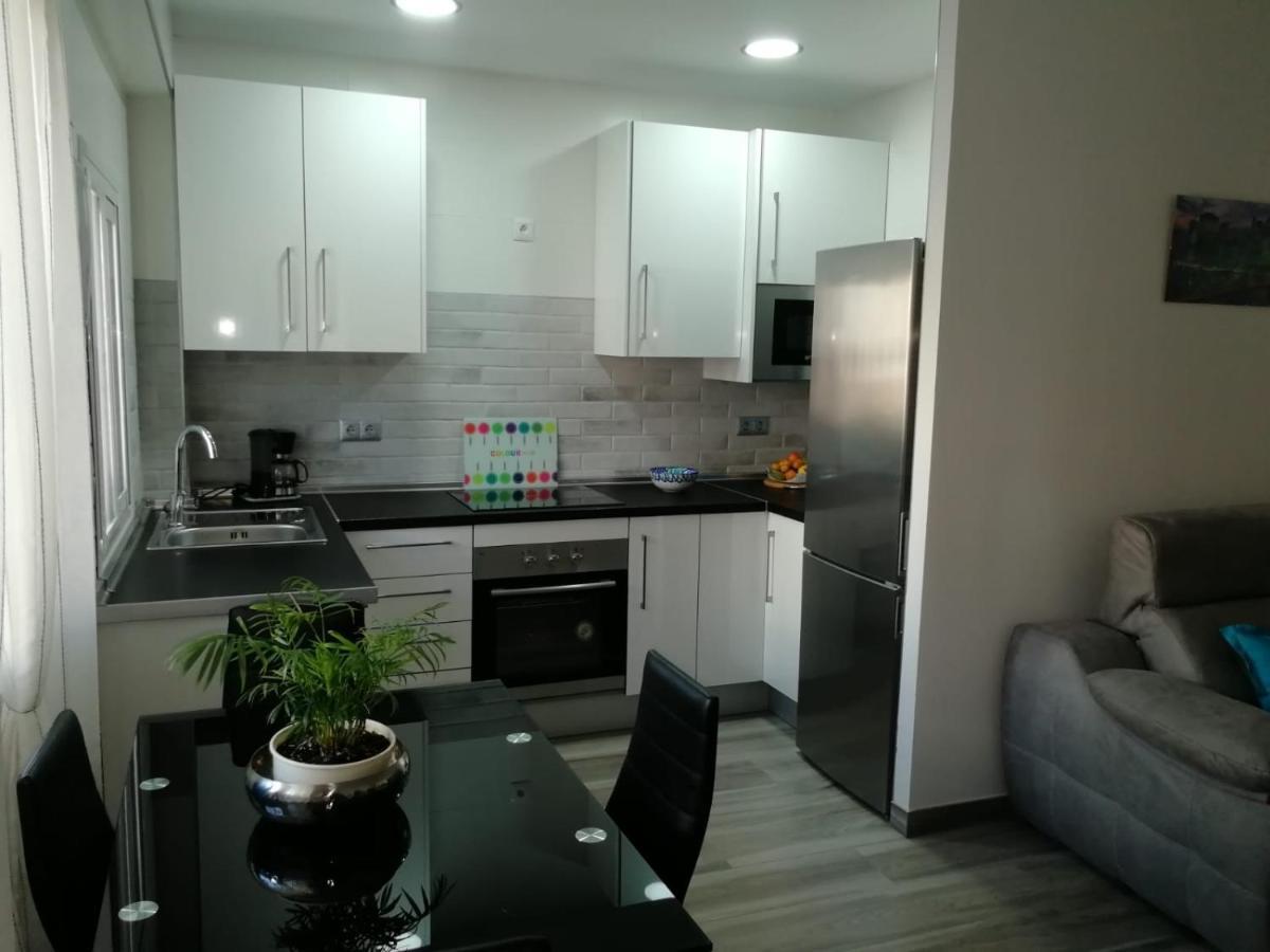 Apartamento En La Playa Con Piscina Lejlighed