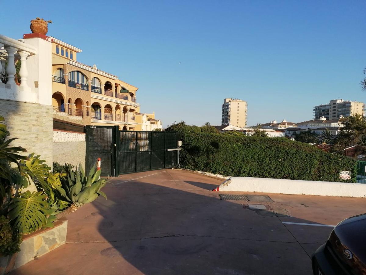 Apartamento En La Playa Con Piscina Apartment Benalmádena